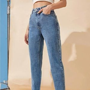 NWOT SHEIN Zipper Fly Roll Up Hem Jeans